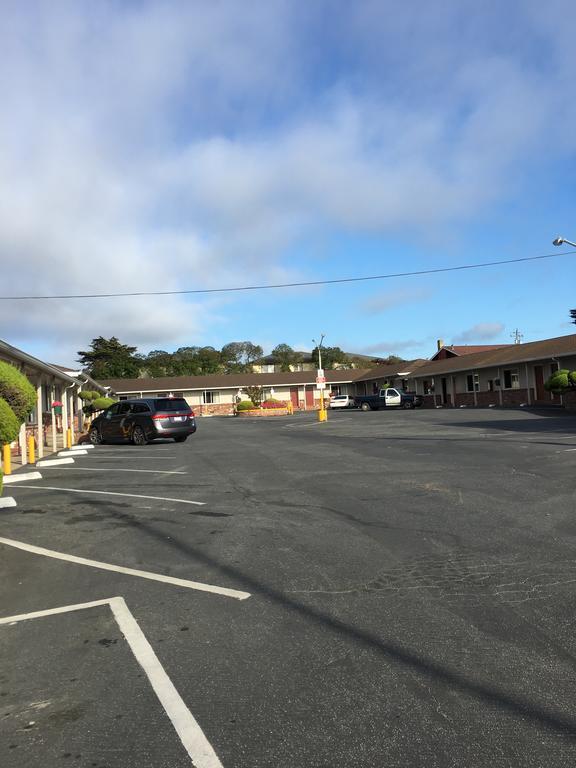 Old Marina Inn Exterior foto